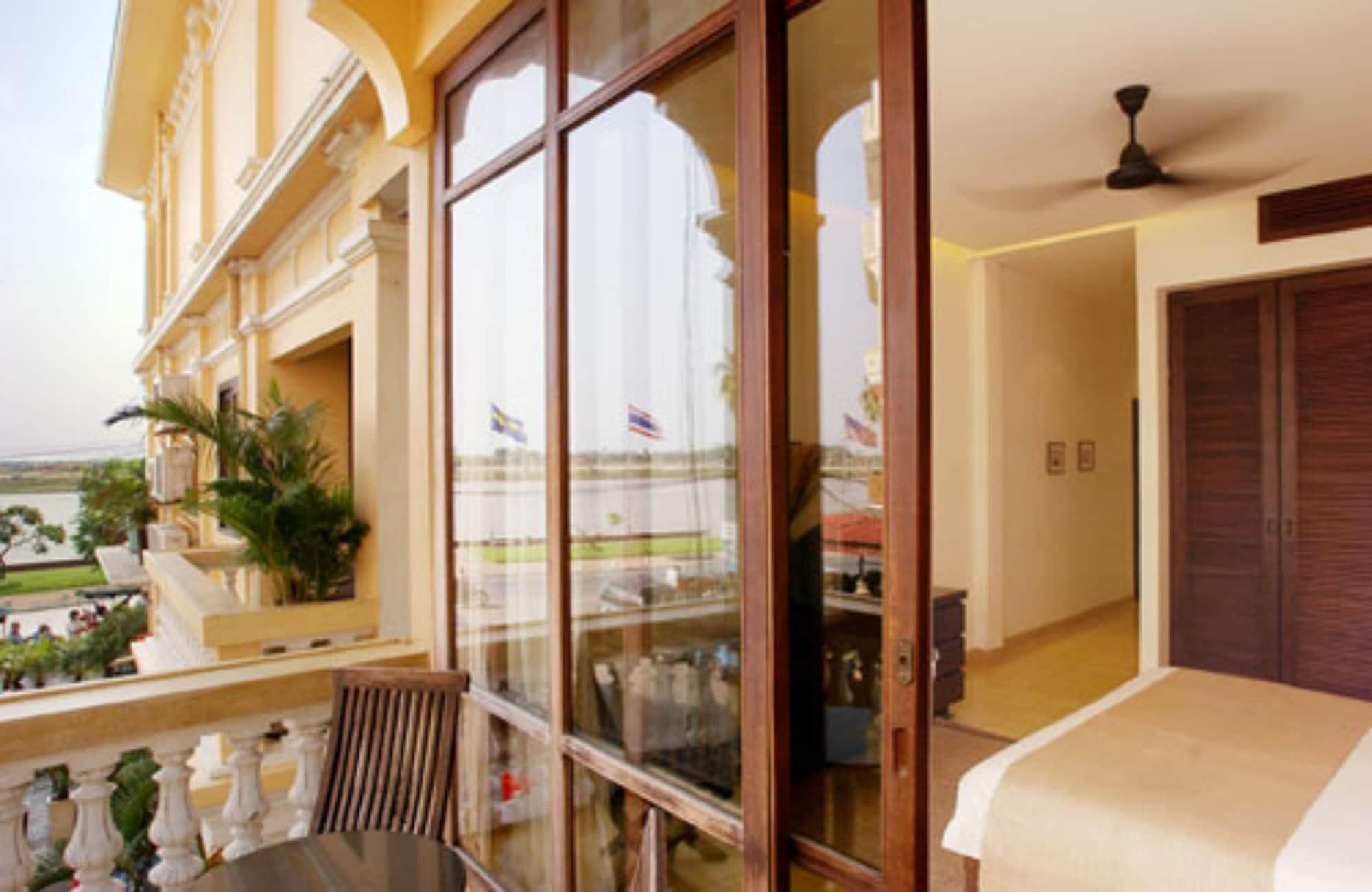 Fcc Phnom Penh Boutique Hotel מראה חיצוני תמונה